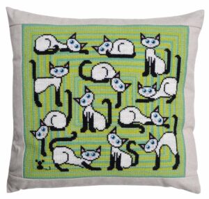 74-0201 katte i det grønne 2